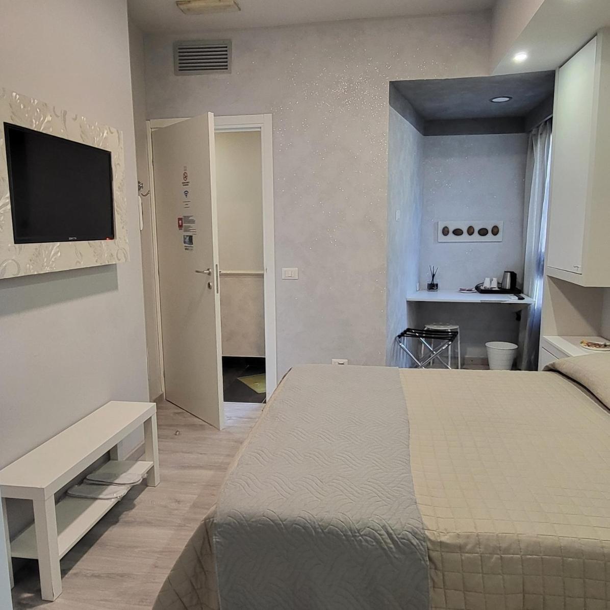 Illuvia 2 Affitta Camere 코르나레도 외부 사진