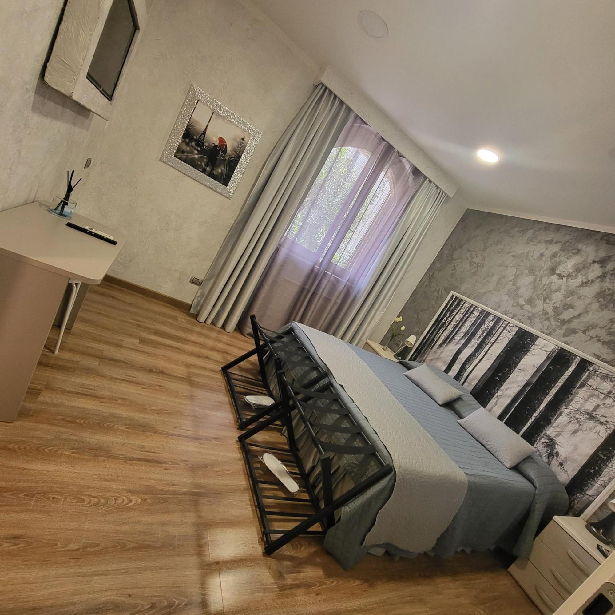 Illuvia 2 Affitta Camere 코르나레도 외부 사진